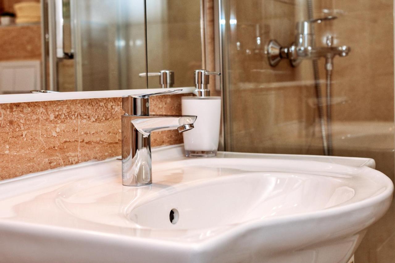 Centrooms Kovac1 زادار المظهر الخارجي الصورة
