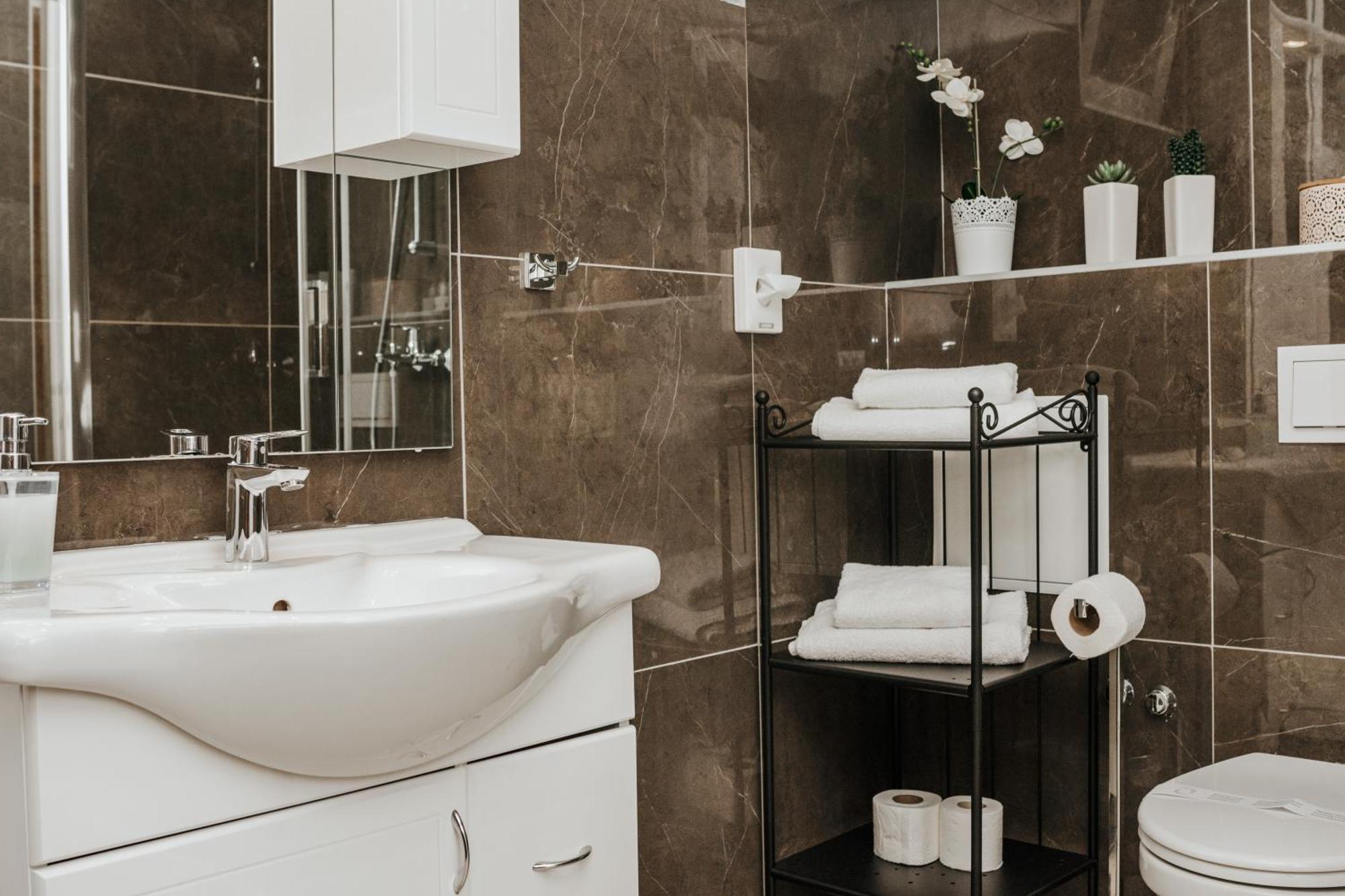 Centrooms Kovac1 زادار المظهر الخارجي الصورة