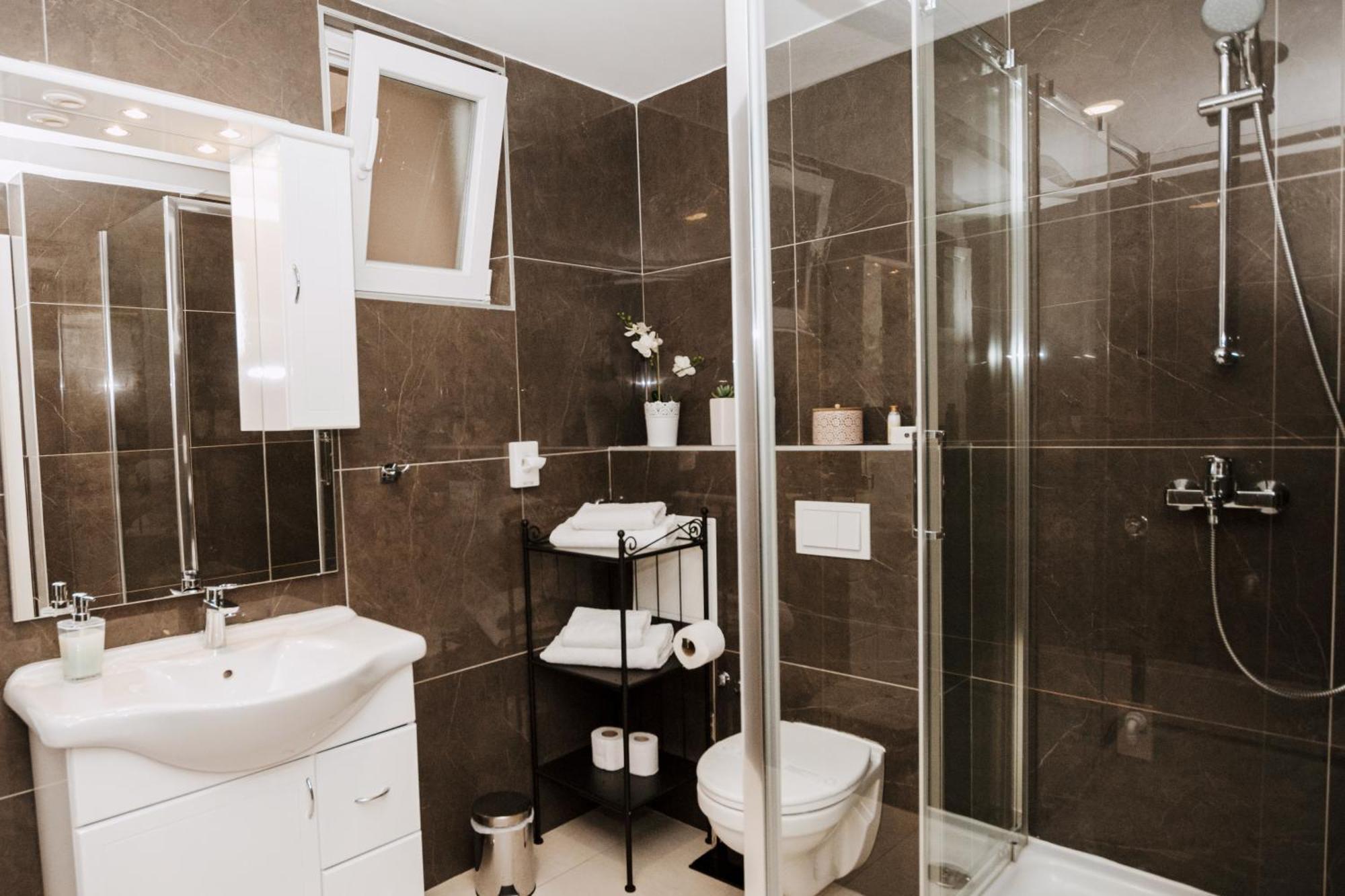 Centrooms Kovac1 زادار المظهر الخارجي الصورة